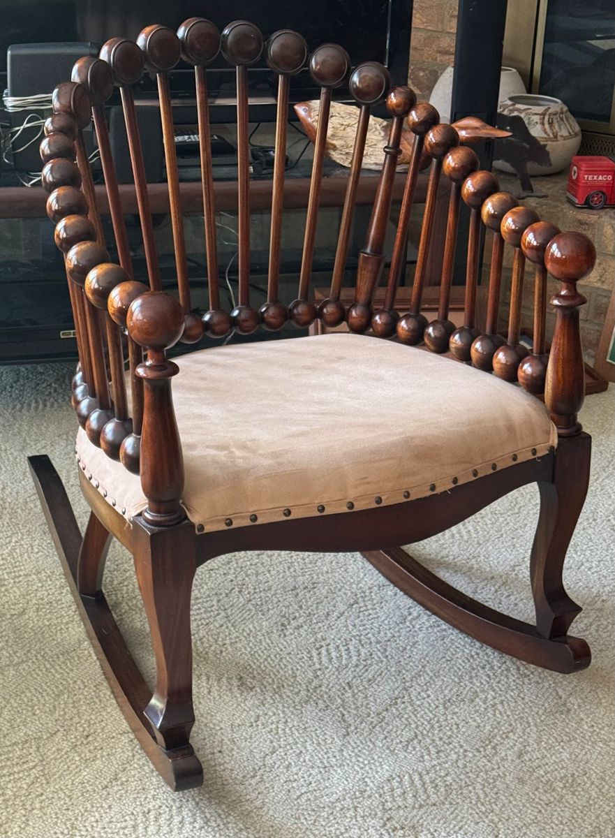 Lollipop chair