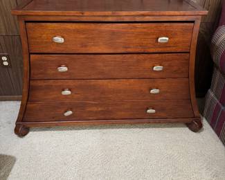 Wood dresser