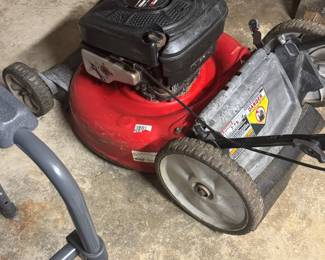Lawnmower 