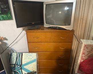 vintage dresser, tvs