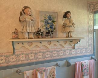 Household supplies and decor