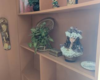 Office Supplies, Books and Decor