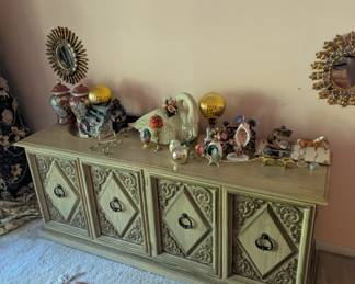 General House Hold Items that will be included in sale. Many rooms and items not yet imaged.