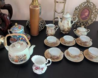 Tea Sets and Decor