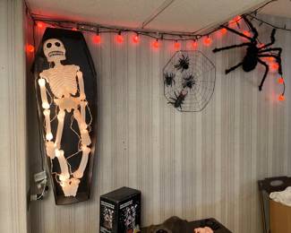 Halloween Decor