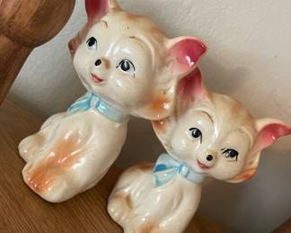 Vintage Ceramic Cats