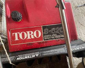 Toro Snowblower, like new