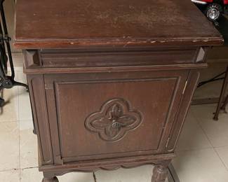 Vintage Cigar Humidor Table