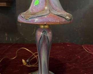 7520  Decorative Art Glass Lamp 
