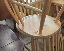 4772  2 Wooden Chairs 