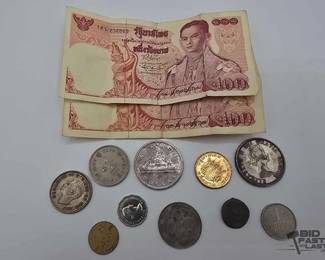 1718  Foreign Currency Bills and Coins 