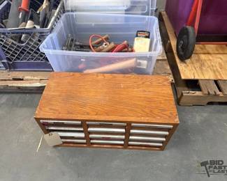 6366  Hammers, Bolt Cutter, Pry Bar 