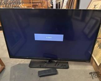 7039  32 Vizio TV 