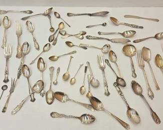 1808  Sterling Silver Silverware, 1010g 