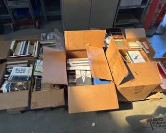 2908  Pallet of Books 