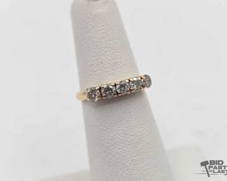750  14k Gold 5 Diamond Ring, 2.5g 