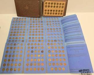 1506  Over 900 Pennies in Coin Albums 