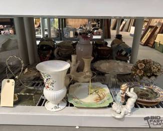 3276  Vase, Plates, Figurines 