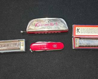 2010  4 Harmonias  Swiss Army Knife 