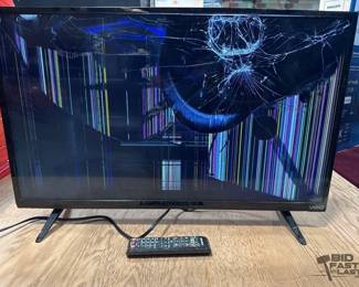 7008  32 Vizio TV 