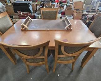 4766  5 Person Table with Chairs and Leaf Extender 