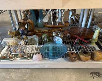 3206  Ship Models, Book Ends, Paperweights, Decor 