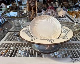 3198  Serving DishesPlatters 