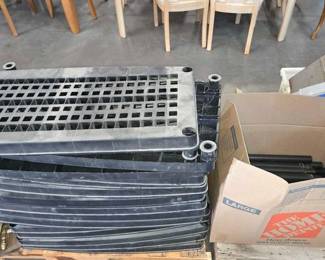 4886  15 Racks with Poles for Shelves 