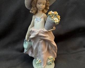 2502  Lladro  A Wish Come True 