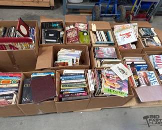 2906  Pallet of Books 