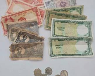 1726  Foreign Currency Bills and Coins 