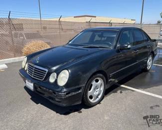 220  2001 MercedesBenz EClass 