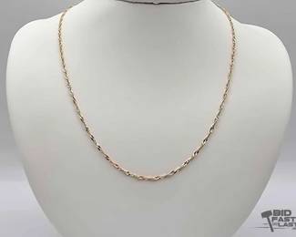 748  14k Gold Chain, 2.5g 