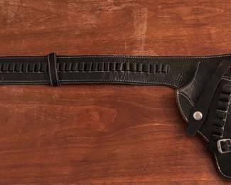 Leather gun holster 