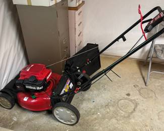 Lawnmower 
