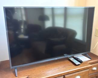 BUY IT NOW! $125.00.  50" LG LED Smart TV.