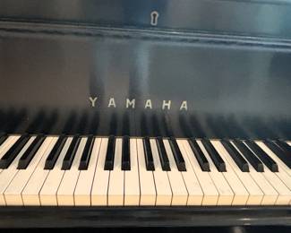 BUY IT NOW! $2,500.00. Yamaha GZ #600364,
5’ 7” Piano
Very good condition, appraisal available.