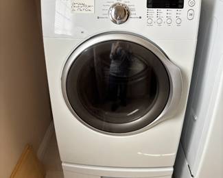 BUY IT NOW! $225.00. Samsung electric dryer on platform.