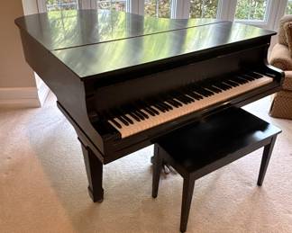 BUY IT NOW! $2,500.00. Yamaha GZ #600364,
5’ 7” Piano
Very good condition, appraisal available.