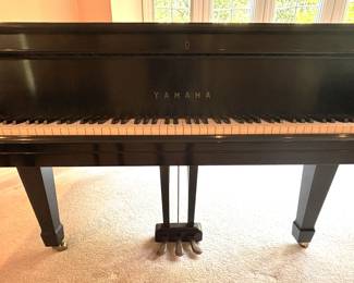 BUY IT NOW! $2,500.00. Yamaha GZ #600364,
5’ 7” Piano
Very good condition