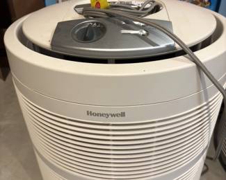 Honeywell True Hepa Allergen Remover Air Purifier.