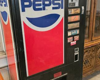 PEPSI COLA MACHINE