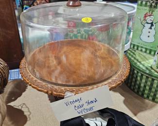 CAKE STAND WITH DOME LID