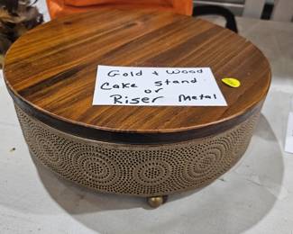 CAKE STAND