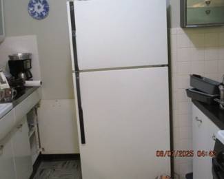 GE Refrgerator