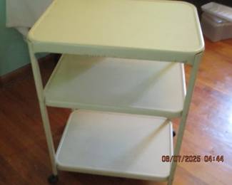 3 shelf utility table