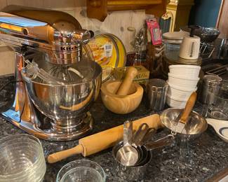 Kitchen Aid Artesian Stainless Mixer with Paddles, Plastic Shield, Mortar Pestle 