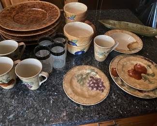 Italian Style Hand Painted Dinnerware