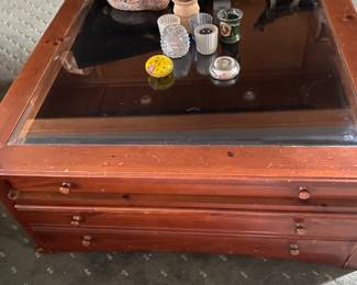 Mahogany 3 Drawer with Beveled Glass Cocktail /Display Table. SHOW OFF YOUR PRICELESS TREASURES!! 