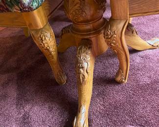 Carved Claw Ball Feet Pedestal
